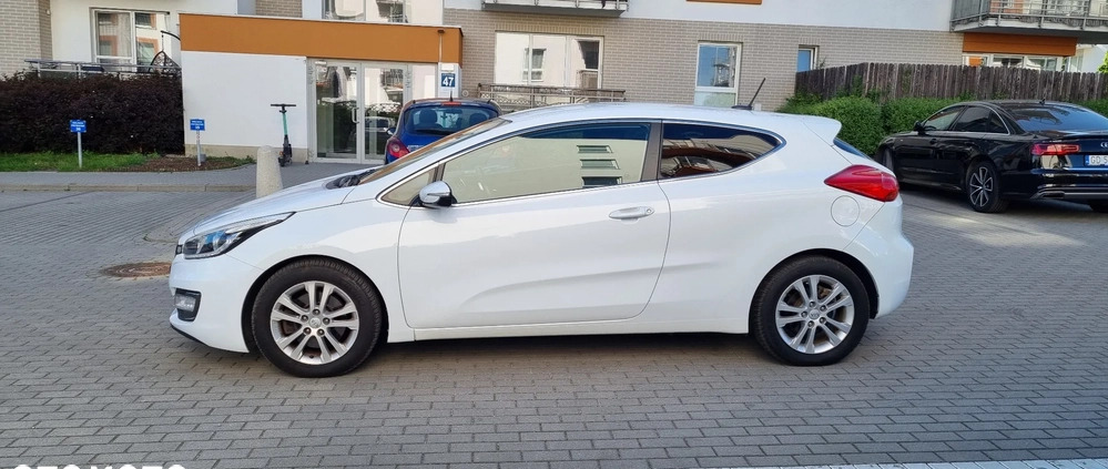 Kia Pro_cee'd cena 29900 przebieg: 169000, rok produkcji 2014 z Gdańsk małe 121
